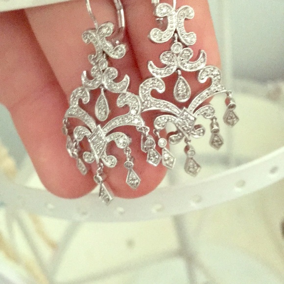 Dangly diamond and white gold earrings